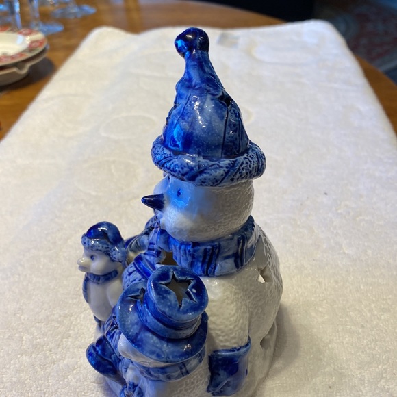 Delft tea light. Penguin and bears. Perfect condition. 6.5 x 6.0 - Picture 2 of 5